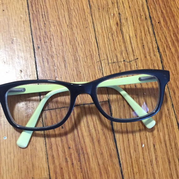 Nike - Picture 2 of 8